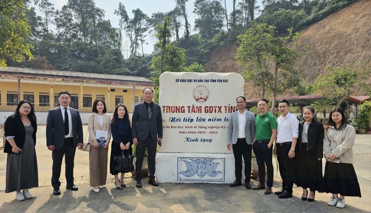 Gặp gỡ và làm việc với các Trung tâm Giáo dục thường xuyên tỉnh Yên Bái